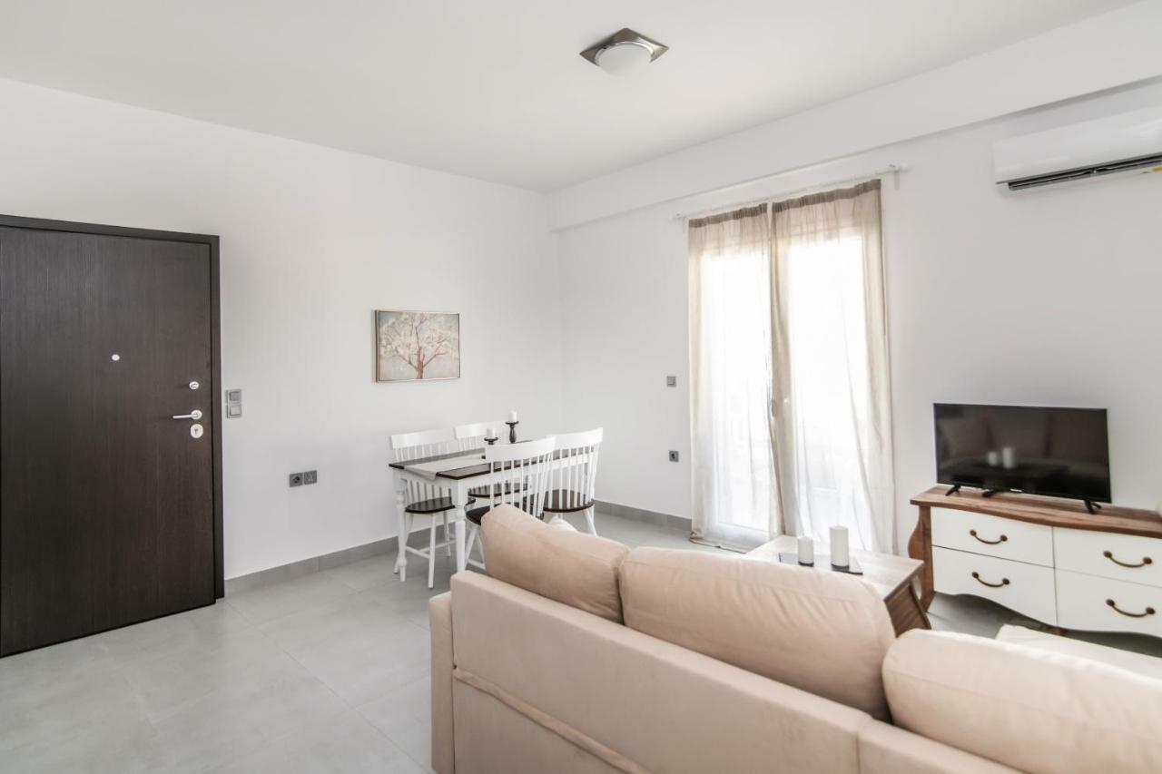 Lux 'N Comfort Apartments Тинос Екстериор снимка
