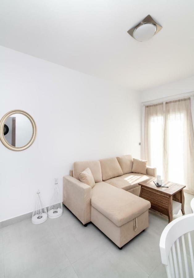 Lux 'N Comfort Apartments Тинос Екстериор снимка